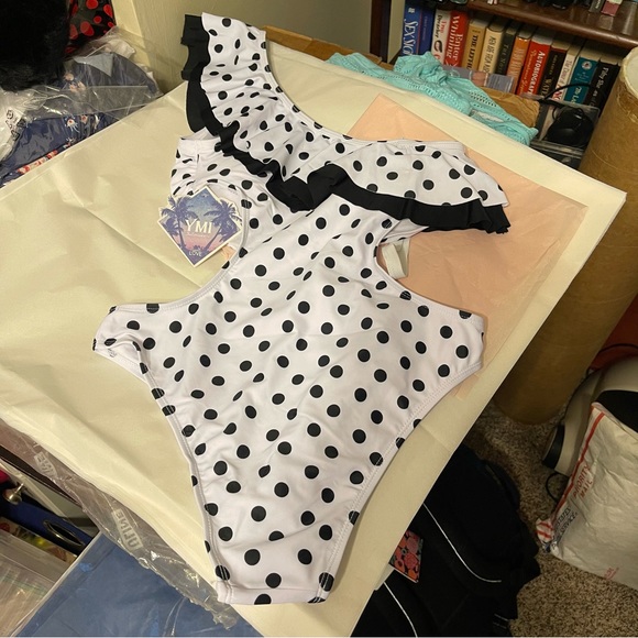 YMI Sexy Polka-Dot One-Piece Swimsuit - Picture 7 of 9